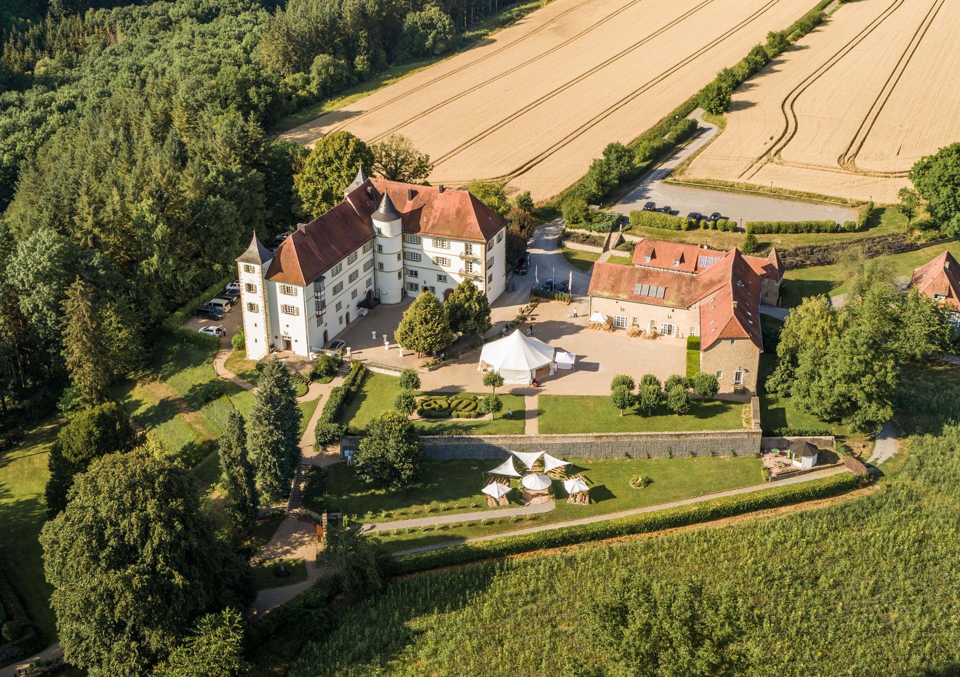 Schloß Neuhaus